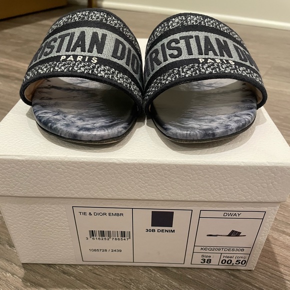 Dior Dway Sandals - Picture 3 of 5